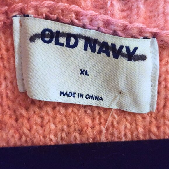 Old Navy Bubblegum Pink Sweater NWT | Cozy Cute Fall/Winter Vibes | Size XL - Picture 6 of 6
